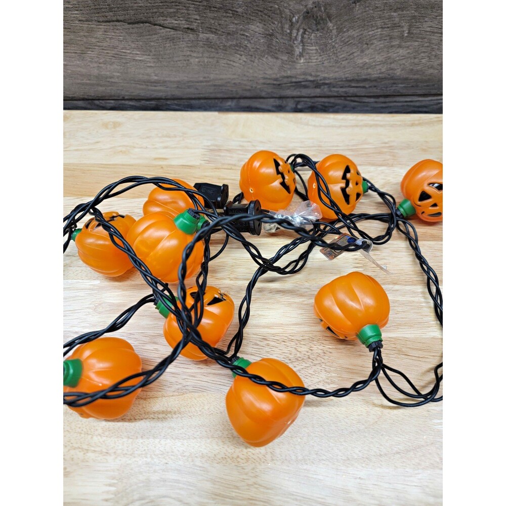 Vintage Blow Mold Halloween Pumpkin String Lights Plastic Jack-Oβ-Lantern